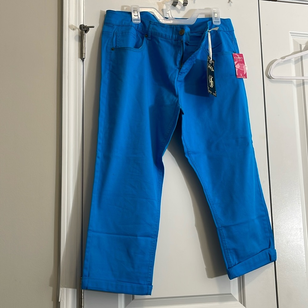 Curvy crop jeans
